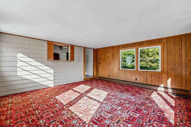 178 Central Ave, Dedham, MA 02026