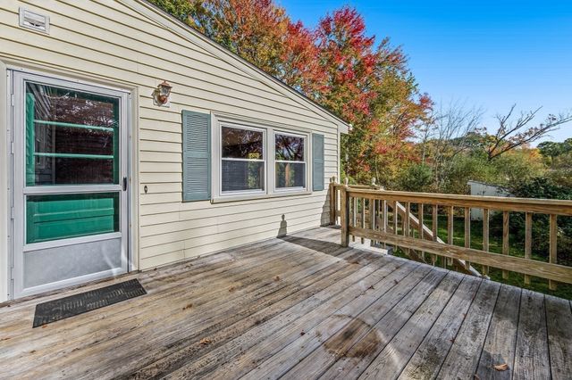 178 Central Ave, Dedham, MA 02026