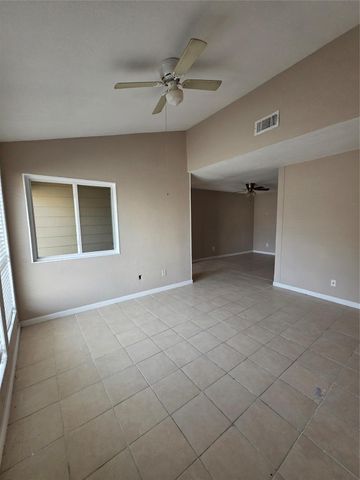 1014 Graham Drive I3, Tomball, TX 77375