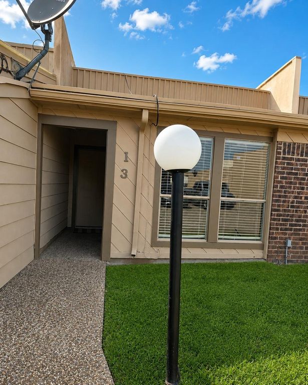 1014 Graham Drive I3, Tomball, TX 77375
