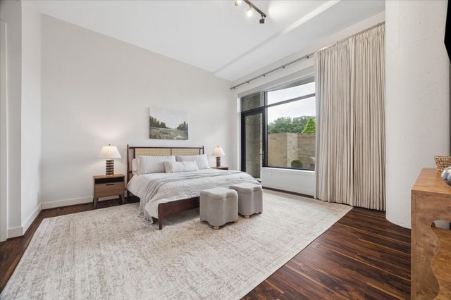5005 Hidalgo Street 210, Houston, TX 77056