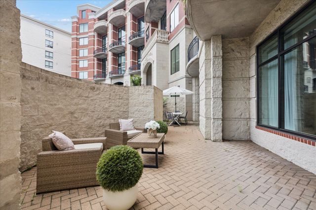 5005 Hidalgo Street 210, Houston, TX 77056