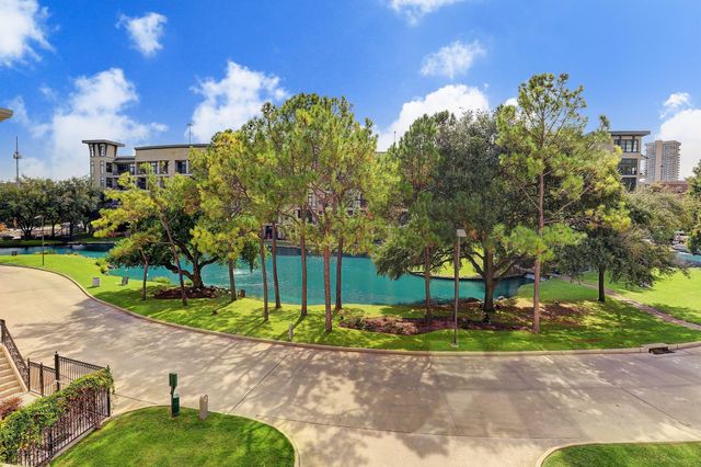 5005 Hidalgo Street 210, Houston, TX 77056