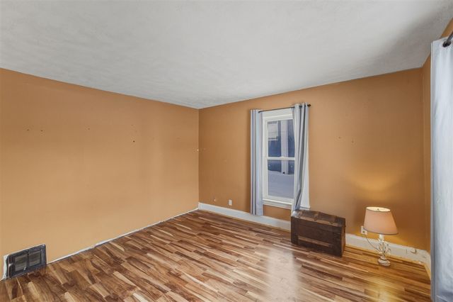 516 S Front Street, Belding, MI 48809