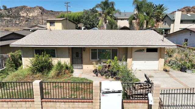 29751 Cromwell, Val Verde, CA 91384