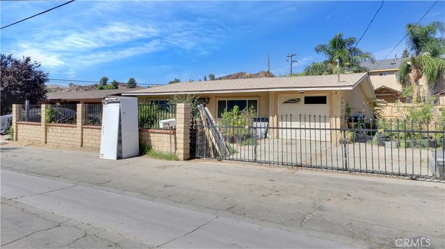 29751 Cromwell, Val Verde, CA 91384