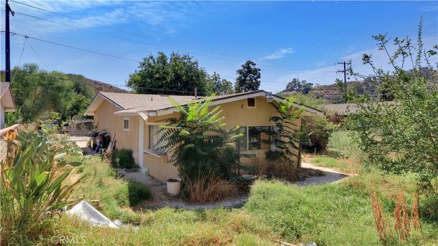 29751 Cromwell, Val Verde, CA 91384