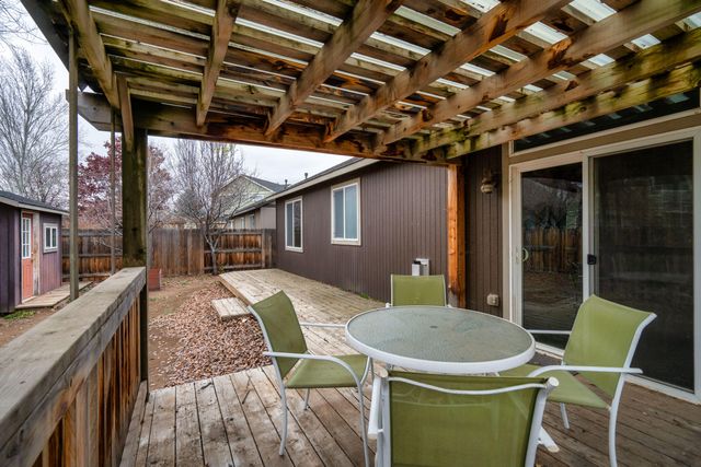 3391 SW Metolius Meadow Court, Redmond, OR 97756