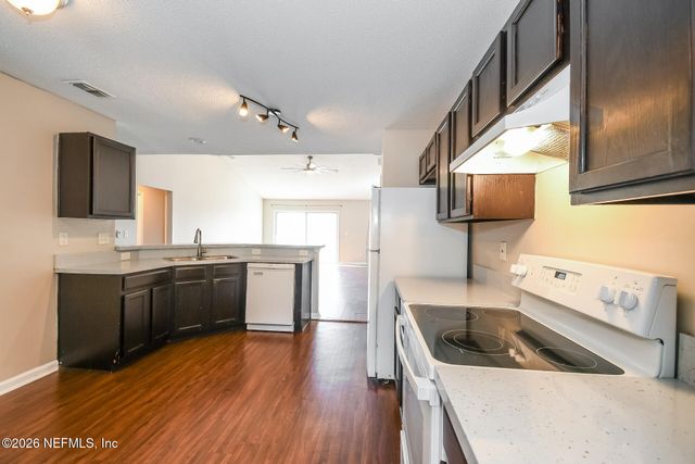 3786 LAUREN OAK Lane E, Jacksonville, FL 32221