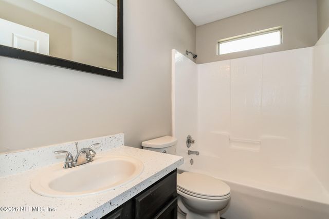 3786 LAUREN OAK Lane E, Jacksonville, FL 32221