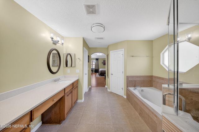 323 BROWARD Road, Jacksonville, FL 32218