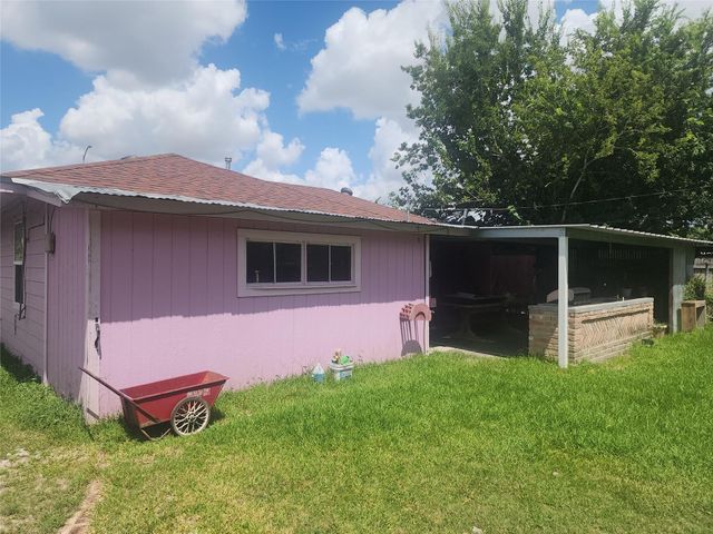 937 Vivian Avenue, Pasadena, TX 77506