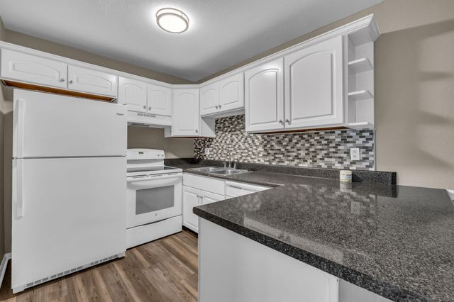 900 Mountain Creek Road 463`, Chattanooga, TN 37405