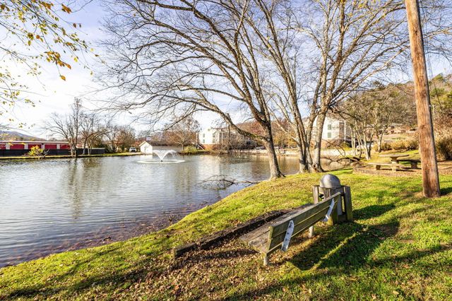 900 Mountain Creek Road 463`, Chattanooga, TN 37405