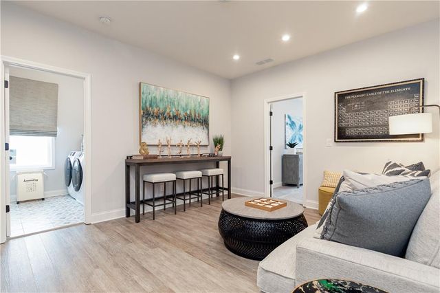 846 Leraes Way, Loganville, GA 30052