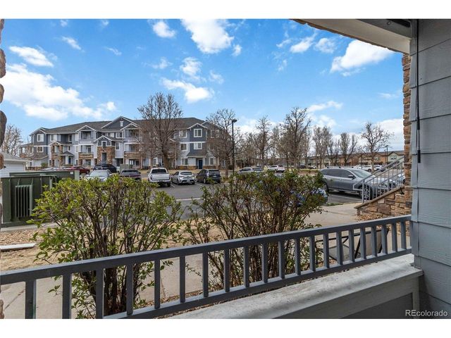 5255 Memphis St 7-702, Denver, CO 80239