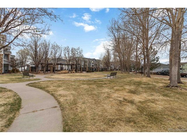 5255 Memphis St 7-702, Denver, CO 80239