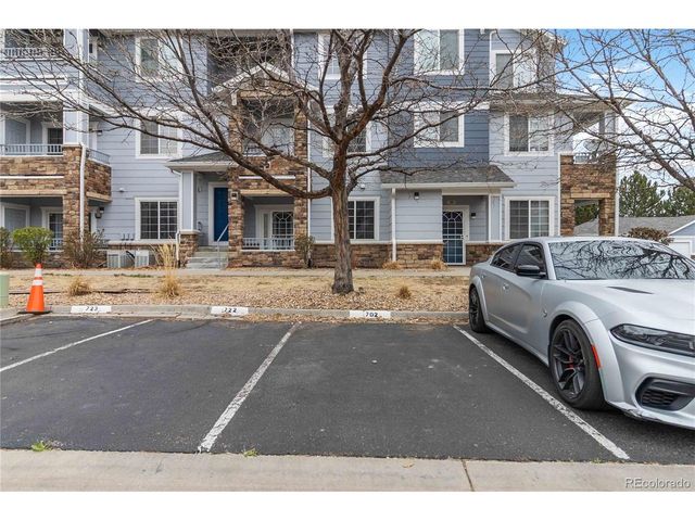 5255 Memphis St 7-702, Denver, CO 80239