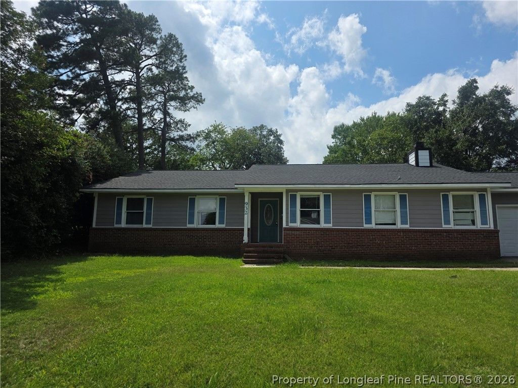 932 Brookridge Drive, Fayetteville, NC 28314 — exterior
