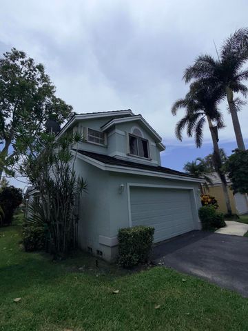 8870 Woodside Court, Davie, FL 33328
