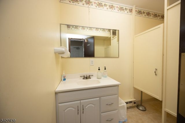 65 New Mashipacong Rd, Montague Twp., NJ 07827
