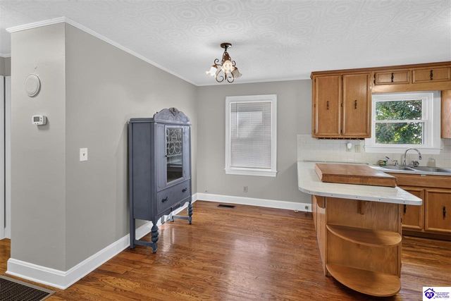 7055 St John Road, Elizabethtown, KY 42701