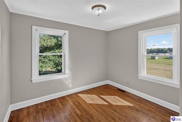 7055 St John Road, Elizabethtown, KY 42701