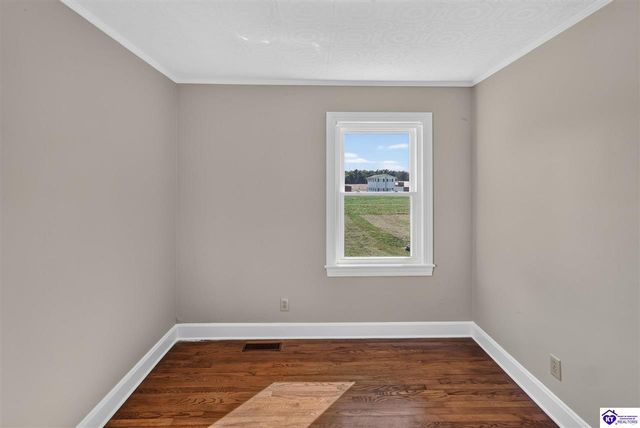7055 St John Road, Elizabethtown, KY 42701