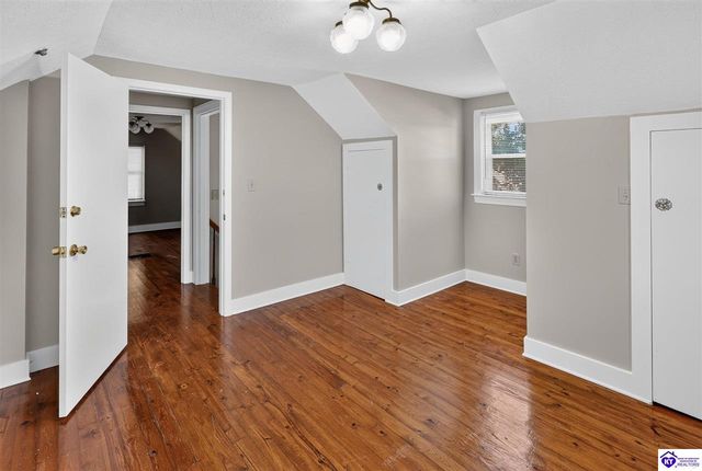 7055 St John Road, Elizabethtown, KY 42701