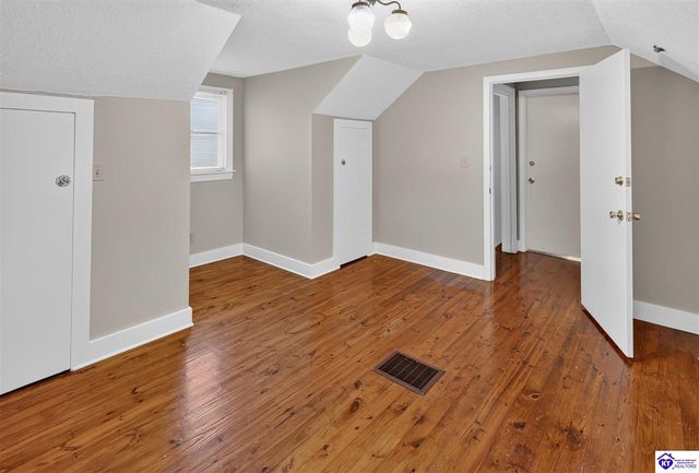 7055 St John Road, Elizabethtown, KY 42701