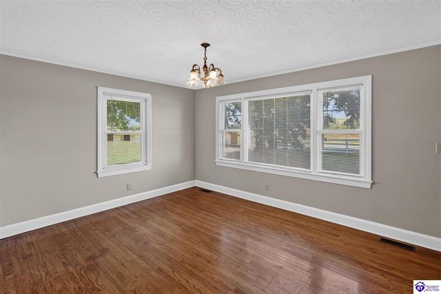 7055 St John Road, Elizabethtown, KY 42701