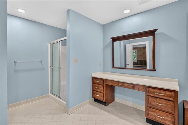 708 Robert Way, Powder Springs, GA 30127