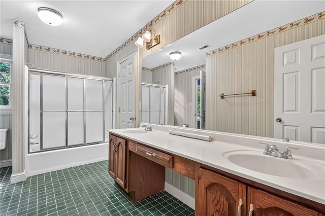 708 Robert Way, Powder Springs, GA 30127