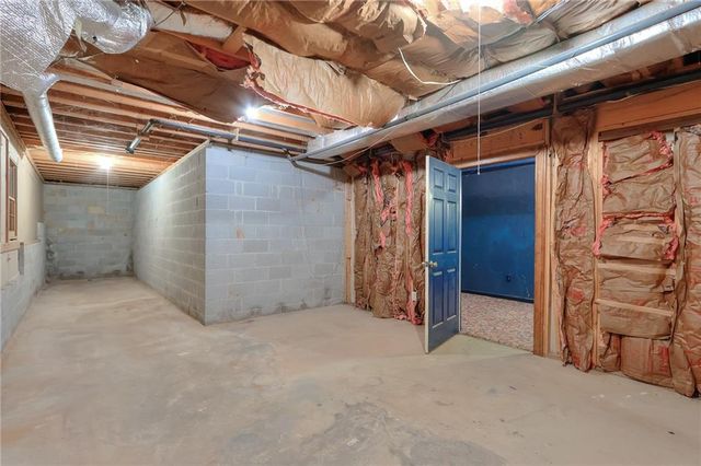 708 Robert Way, Powder Springs, GA 30127