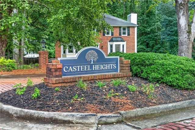 708 Robert Way, Powder Springs, GA 30127