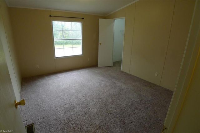 4350 US Highway 158, Advance, NC 27006