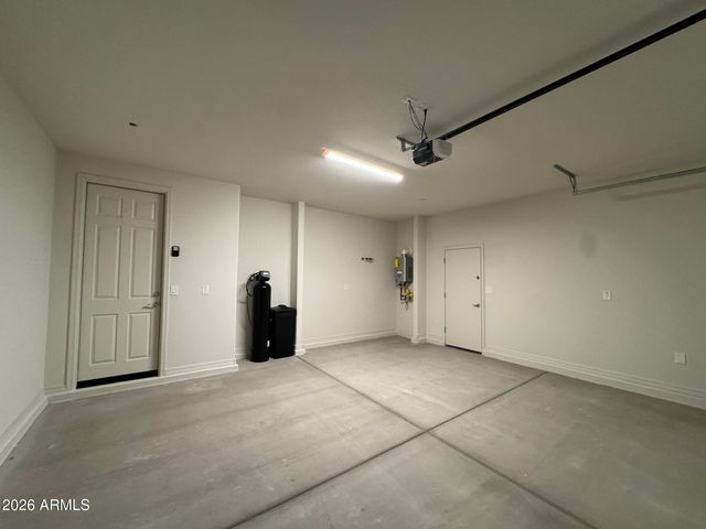 31932 N 134th Drive, Peoria, AZ 85383