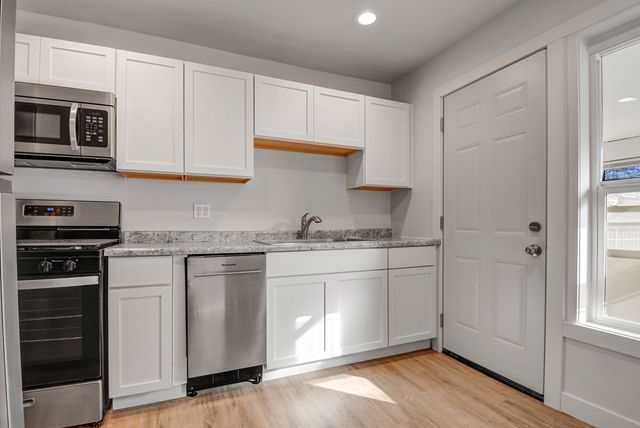 10313 S Church Street, Chicago, IL 60643