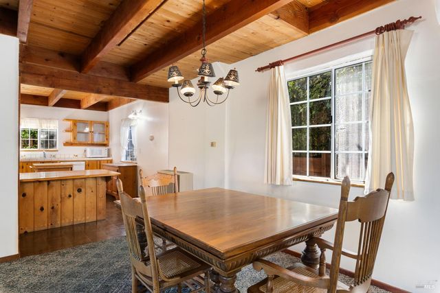 287 Forest Dr, Lakeport, CA 95453