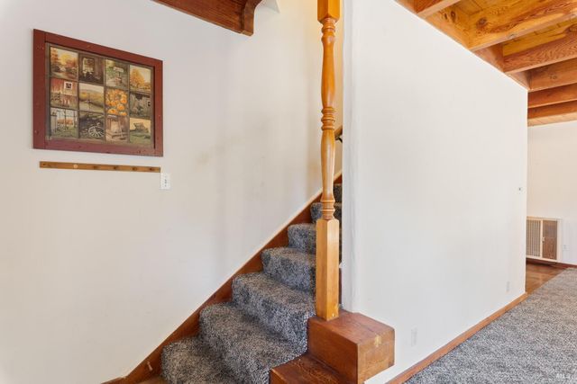 287 Forest Dr, Lakeport, CA 95453