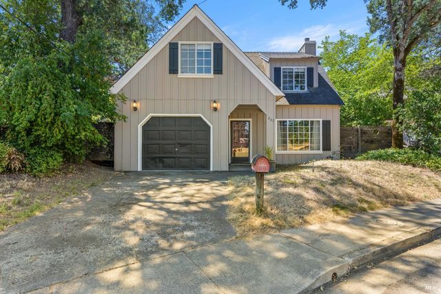 287 Forest Dr, Lakeport, CA 95453