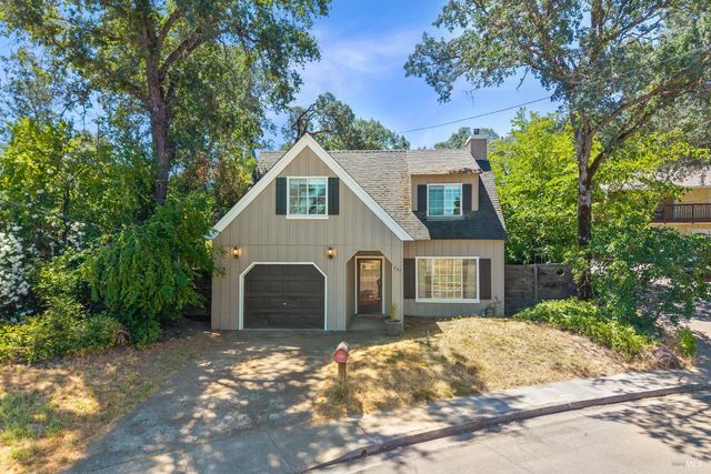 287 Forest Dr, Lakeport, CA 95453