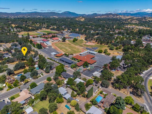 287 Forest Dr, Lakeport, CA 95453