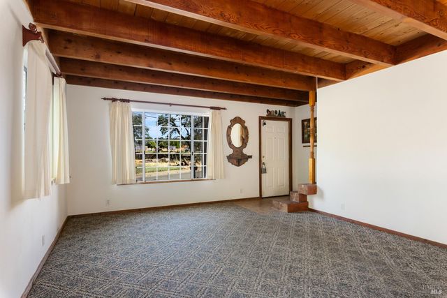 287 Forest Dr, Lakeport, CA 95453