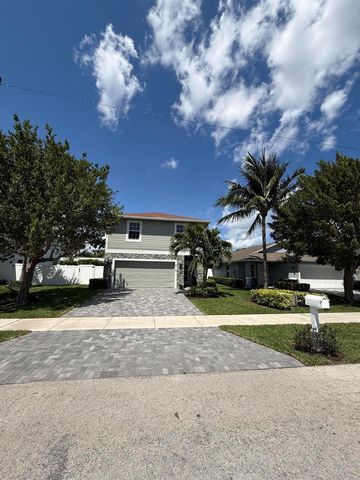 518 LUCKY Lane, Delray Beach, FL 33444