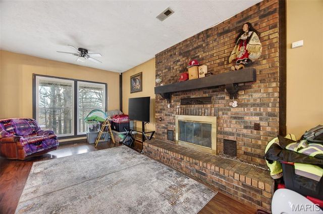 31994 State Road JJ, Stoutland, MO 65567