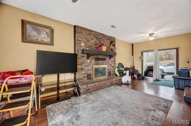 31994 State Road JJ, Stoutland, MO 65567