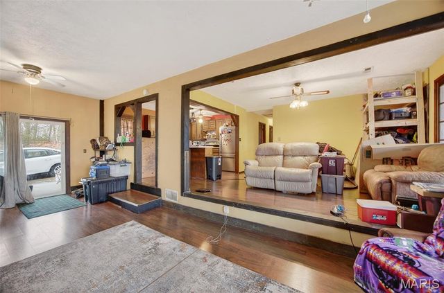 31994 State Road JJ, Stoutland, MO 65567