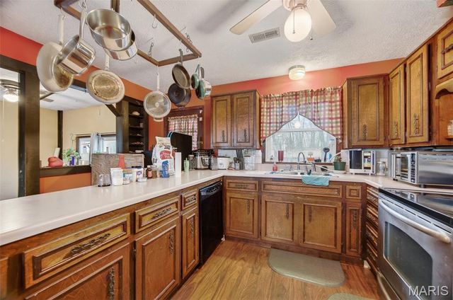 31994 State Road JJ, Stoutland, MO 65567