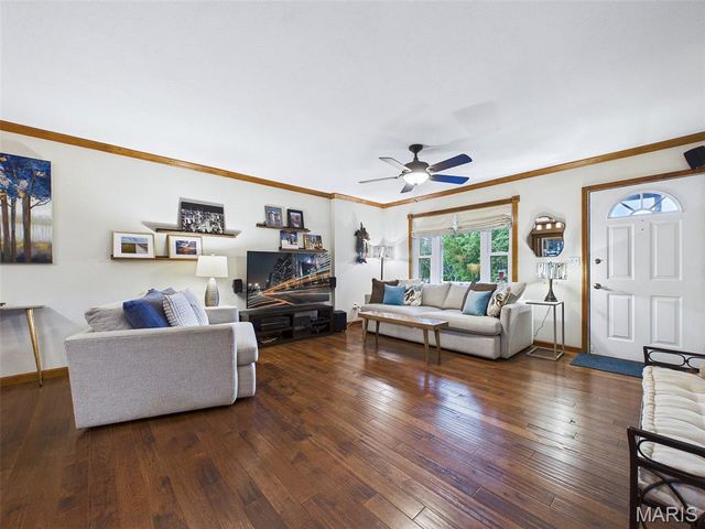516 Lanahan Drive, Troy, IL 62294
